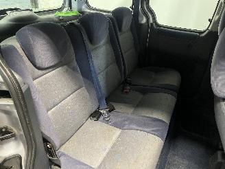 Citroën Berlingo Berlingo Cinqspace, Multispace MPV 1.6 16V (TU5JP4(NFU)) [80kW]  (10-2=
000/12-2011) picture 13
