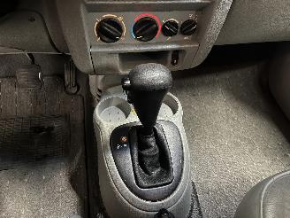 Renault Kangoo Kangoo (KC) MPV 1.6 16V (K4M-752) [70kW]  (06-2001/01-2008) picture 21
