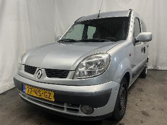 Voiture accidenté Renault Kangoo Kangoo (KC) MPV 1.6 16V (K4M-752) [70kW]  (06-2001/01-2008) 2004/1