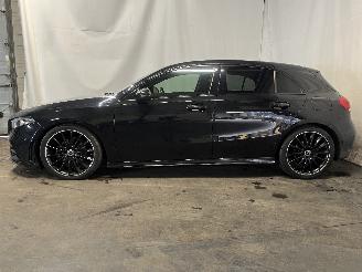 Mercedes A-klasse A (177.0) Hatchback 1.3 A-180 Turbo 16V (M282.914) [100kW]  (06-2018/1=
2-2026) picture 3