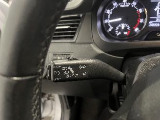 Skoda Rapid Rapid Liftback 1.2 TSI (CBZA) [63kW]  (07-2012/05-2015) picture 17