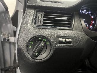 Skoda Rapid Rapid Liftback 1.2 TSI (CBZA) [63kW]  (07-2012/05-2015) picture 18