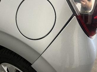 Peugeot 108 108 Hatchback 1.0 12V (1KRFE(CFB)) [51kW]  (05-2014/...) picture 11