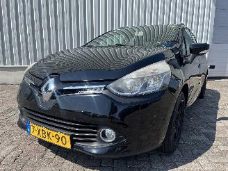 krockskadad bil auto Renault Clio Clio IV Estate/Grandtour (7R) Combi 5-drs 0.9 Energy TCE 90 12V (H4B-4=
12(H4B-G4)) [66kW]  (01-2013/08-2021) 2014/6