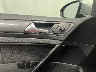 Volkswagen Golf Golf VII (AUA) Hatchback 1.6 TDI BMT 16V (DDYA) [85kW]  (11-2016/03-20=
20) picture 16