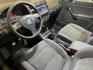 Volkswagen Golf Golf Plus (5M1/1KP) MPV 1.6 FSI 16V (BLF(Euro 4)) [85kW]  (12-2004/05-=
2008) picture 12