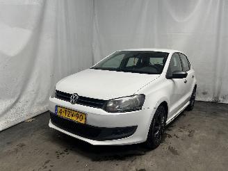 krockskadad bil auto Volkswagen Polo Polo V (6R) Hatchback 1.2 TDI 12V BlueMotion (CFWA(Euro 5)) [55kW]  (1=
0-2009/05-2014) 2013/3