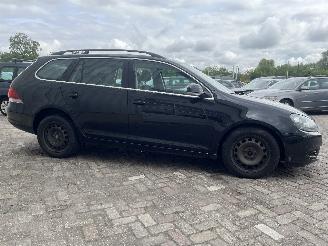 Volkswagen Golf Golf VI Variant (AJ5/1KA) Combi 1.6 TDI 16V 105 (CAYC(Euro 5)) [77kW] =
 (07-2009/07-2013) picture 8