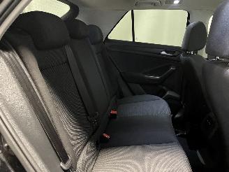 Volkswagen T-Roc T-Roc I SUV 1.0 TSI 12V BlueMotion (DUSA) [85kW]  (07-2017/...) picture 12