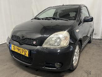 uszkodzony samochody osobowe Toyota Yaris Yaris (P1) Hatchback 1.5 T Sport 16V VVT-i (1NZFE) [78kW]  (04-2001/09=
-2005) 2002/1