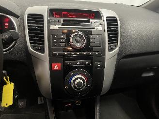 Kia Venga Venga MPV 1.4 CVVT 16V (G4FA) [66kW]  (02-2010/03-2019) picture 18