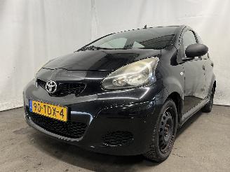 škoda osobní automobily Toyota Aygo Aygo (B10) Hatchback 1.0 12V VVT-i (1KR-FE) [50kW]  (07-2005/05-2014) 2012/1