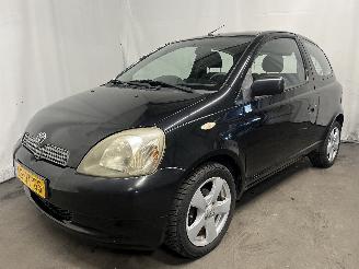 Toyota Yaris Yaris (P1) Hatchback 1.3 16V VVT-i (2SZFE) [63kW]  (08-1999/11-2005) picture 2