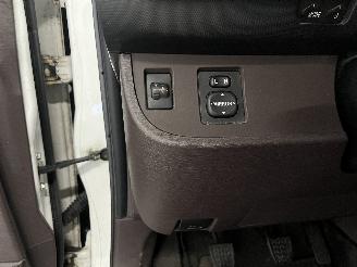 Toyota iQ iQ Hatchback 3-drs 1.0 12V VVT-i (1KR-FE) [50kW]  (01-2009/12-2015) picture 21
