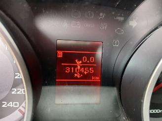Mitsubishi Outlander Outlander (CW) SUV 2.4 16V Mivec 4x2 (4B12) [125kW]  (11-2006/11-2012)= picture 2