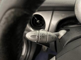 Mini Mini Mini (R50/53) Hatchback 1.6 16V Cooper S (W11-B16A) [120kW]  (03-2002/=
09-2006) picture 22