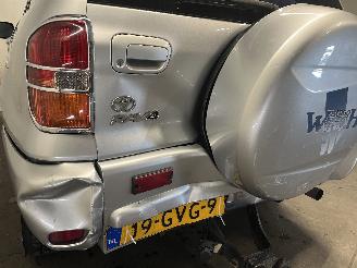 Toyota Rav-4 RAV4 (A2) Terreinwagen 1.8 16V VVT-i 4x2 (1ZZFE) [92kW]  (08-2000/11-2=
005) picture 13