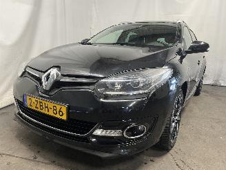 skadebil auto Renault Mégane Megane III Grandtour (KZ) Combi 5-drs 1.5 dCi 110 (K9K-636(K9K-A6)) [8=
1kW]  (02-2009/04-2016) 2014/12