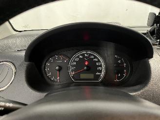 Suzuki Swift Swift (ZA/ZC/ZD1/2/3/9) Hatchback 1.3 VVT 16V (M13A VVT) [68kW]  (02-2=
005/06-2012) picture 19