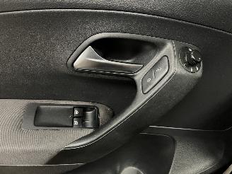 Volkswagen Polo Polo V (6R) Hatchback 1.2 TDI 12V BlueMotion (CFWA(Euro 5)) [55kW]  (1=
0-2009/05-2014) picture 21