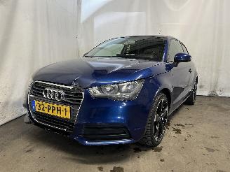 skadebil auto Audi A1 A1 (8X1/8XK) Hatchback 3-drs 1.2 TFSI (CBZA) [63kW]  (05-2010/04-2015)= 2011/3