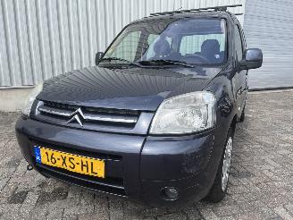 Coche accidentado Citroën Berlingo Berlingo Cinqspace, Multispace MPV 1.6 16V (TU5JP4(NFU)) [80kW]  (10-2=
000/12-2011) 2007/9