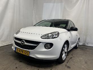 Coche accidentado Opel Adam Adam Hatchback 3-drs 1.2 16V (A12XER(Euro 5)) [51kW]  (10-2012/02-2019=
) 2014/9