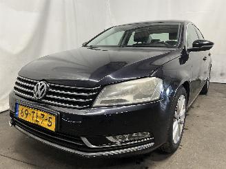 krockskadad bil auto Volkswagen Passat Passat (362) Sedan 1.4 TSI 16V (CAXA(Euro 5)) [90kW]  (08-2010/12-2014=
) 2012/2