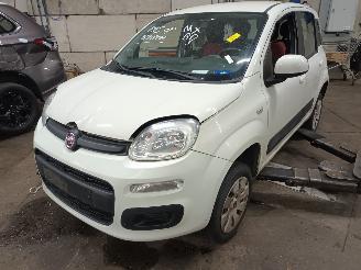 Vrakbiler auto Fiat Panda Panda (312) Hatchback 0.9 TwinAir 60 (312.A.6000) [44kW]  (12-2013/...=
) 2015/6
