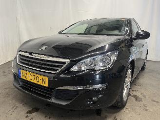 krockskadad bil auto Peugeot 308 308 SW (L4/L9/LC/LJ/LR) Combi 5-drs 1.2 12V e-THP PureTech 110 (EB2DT(=
HNZ)) [81kW]  (03-2014/12-2021) 2017/5