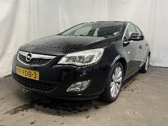 Damaged car Opel Astra Astra J (PC6/PD6/PE6/PF6) Hatchback 5-drs 1.4 Turbo 16V (A14NET(Euro 5=
)) [103kW]  (12-2009/10-2015) 2011/4