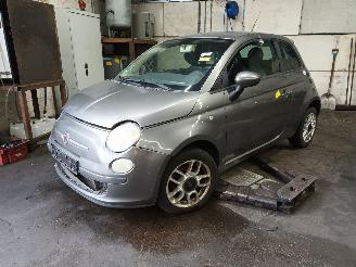Coche siniestrado Fiat 500 500 (312) Hatchback 1.2 (169.A.4000(Euro 5)) [51kW]  (07-2007/...) 2011