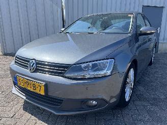 uszkodzony samochody osobowe Volkswagen Jetta Jetta IV (162/16A) Sedan 1.2 TSI (CBZB) [77kW]  (10-2010/12-2017) 2011/4