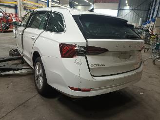 Skoda Octavia Octavia Combi (NXAC) Combi 5-drs 1.5 TSI e-TEC 16V (DFYA) [110kW]  (11=
-2020/...) picture 4