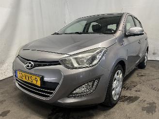 Schadeauto Hyundai I-20 i20 Hatchback 1.2i 16V (G4LA) [63kW]  (03-2012/12-2015) 2012/9