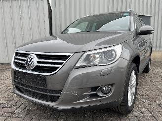 damaged passenger cars Volkswagen Tiguan Tiguan (5N1/2) SUV 2.0 TSI 16V 4Motion (CAWA(Euro 5)) [125kW]  (09-200=
7/07-2018) 2009/4