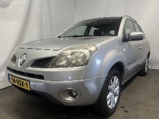 Unfallwagen Renault Koleos Koleos I SUV 2.5 16V (2TR-702) [126kW]  (09-2008/06-2017) 2009/3