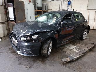 Vrakbiler auto Audi A1 A1 Sportback (8XA/8XF) Hatchback 5-drs 1.0 TFSI Ultra 12V (CHZB(Euro 6=
)) [70kW]  (03-2015/10-2018) 2015/11