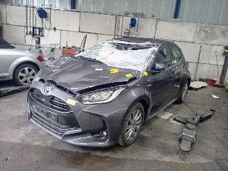 Vrakbiler auto Toyota Yaris Yaris IV (P21/PA1/PH1) Hatchback 1.5 12V Hybrid 115 (M15AFXE) [85kW]  =
(02-2020/...) 2020/9