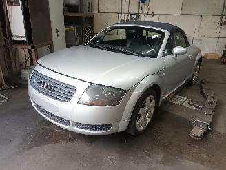 Dezmembrări autoturisme Audi TT TT (8N3) Coupé 1.8 20V Turbo (APP) [132kW]  (05-1999/07-2000) 2000/7