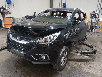  Hyundai Ix35 iX35 (LM) SUV 1.6 GDI 16V (G4FD(Euro 4)) [99kW]  (11-2010/09-2015) 2015/5