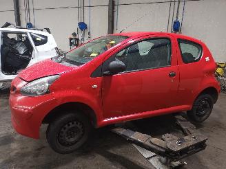 Salvage car Toyota Aygo Aygo (B10) Hatchback 1.0 12V VVT-i (1KR-FE) [50kW]  (07-2005/05-2014) 2006/9