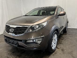 krockskadad bil auto Kia Sportage Sportage (SL) Terreinwagen 2.0 CRDi 16V VGT 4x2 (D4HA) [100kW]  (07-20=
10/02-2016) 2011/2