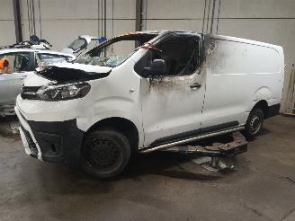 rottamate veicoli commerciali Toyota Proace ProAce Van 1.6 D-4D 95 16V (3WZTV(DV6FDU)) [70kW]  (02-2016/04-2020) 2018/12