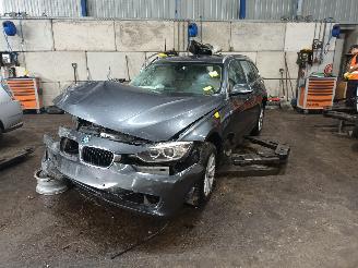 Uttjänta bilar auto BMW 3-serie 3 serie Touring (F31) Combi 320d 2.0 16V (N47-D20C) [120kW]  (07-2012/=
06-2019) 2013/4