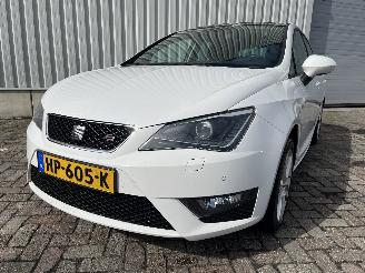 Coche accidentado Seat Ibiza Ibiza ST (6J8) Combi 1.4 TDI 12V (CUSB) [66kW]  (05-2015/07-2016) 2015/12
