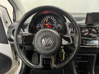 Volkswagen Up! Up! (121) Hatchback 1.0 12V 75 (CWRA) [55kW]  (08-2011/11-2019) picture 18