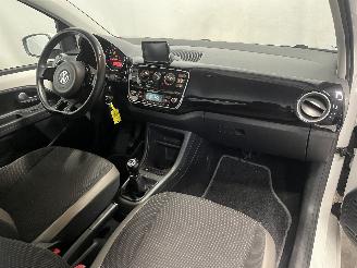 Volkswagen Up! Up! (121) Hatchback 1.0 12V 75 (CWRA) [55kW]  (08-2011/11-2019) picture 15