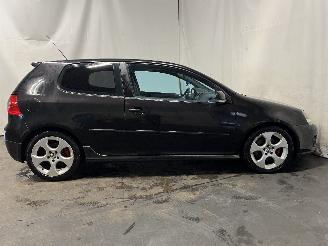Volkswagen Golf Golf V (1K1) Hatchback 2.0 GTI 16V (AXX) [147kW]  (10-2004/02-2009) picture 7