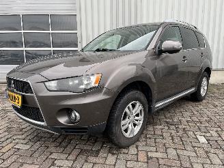 Mitsubishi Outlander Outlander (CW) SUV 2.0 16V 4x2 (4B11) [108kW]  (11-2006/11-2012) picture 3